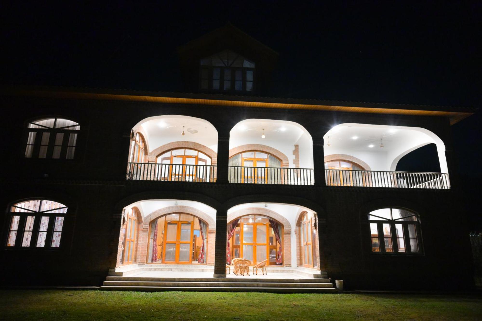 The Country Hills Villa Srinagar  Exterior photo
