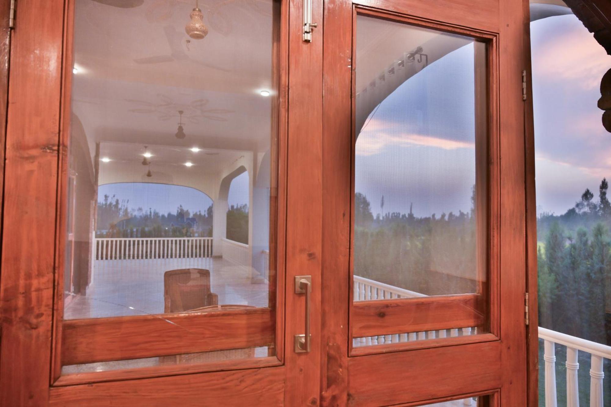 The Country Hills Villa Srinagar  Exterior photo