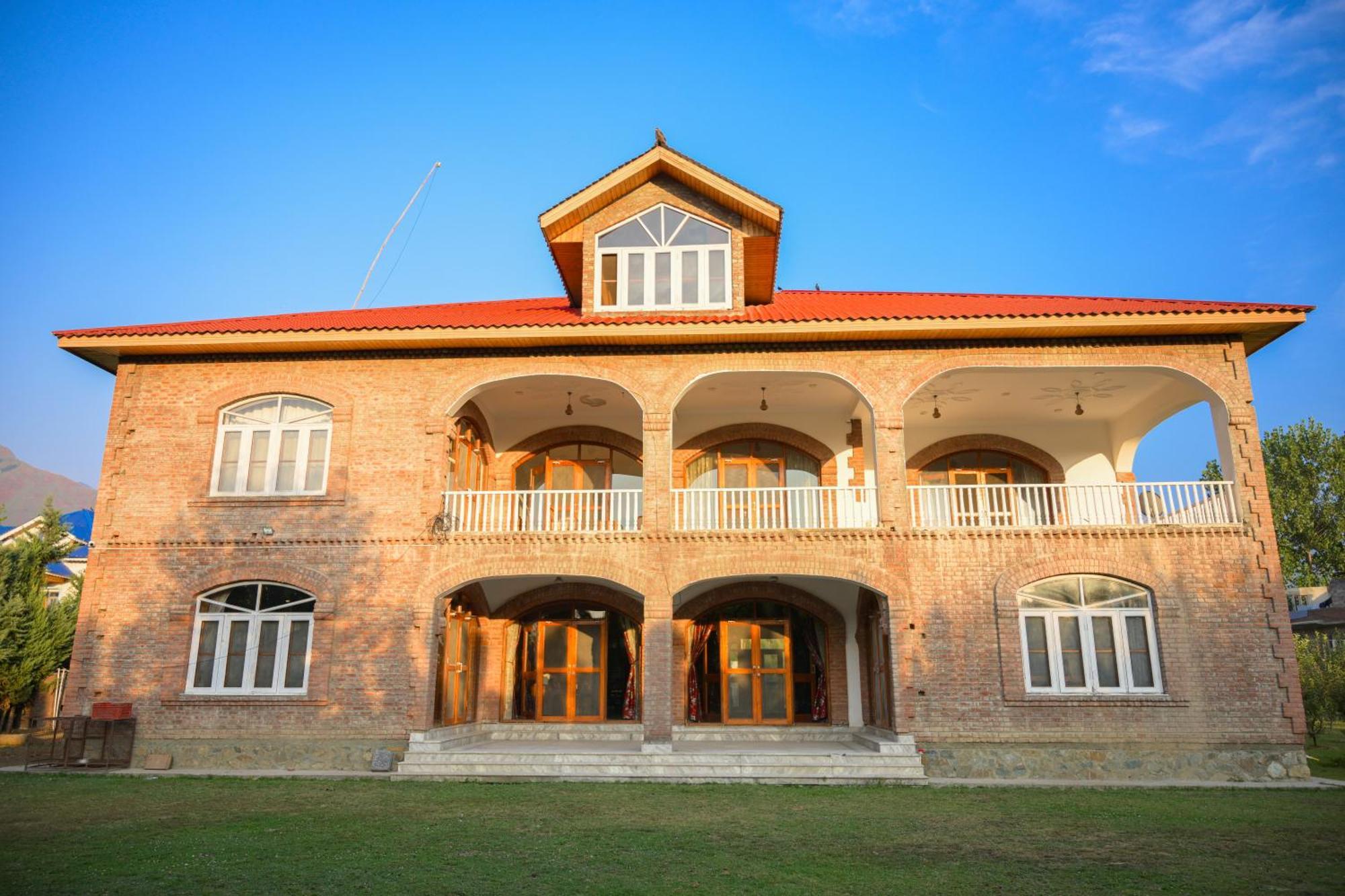 The Country Hills Villa Srinagar  Exterior photo